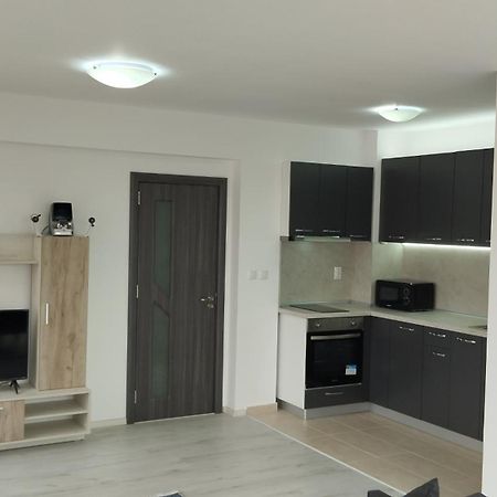 Valemar Apartments Поморие Экстерьер фото