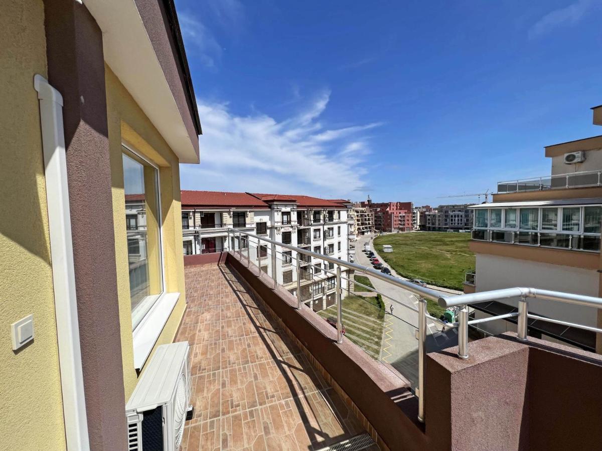 Valemar Apartments Поморие Экстерьер фото