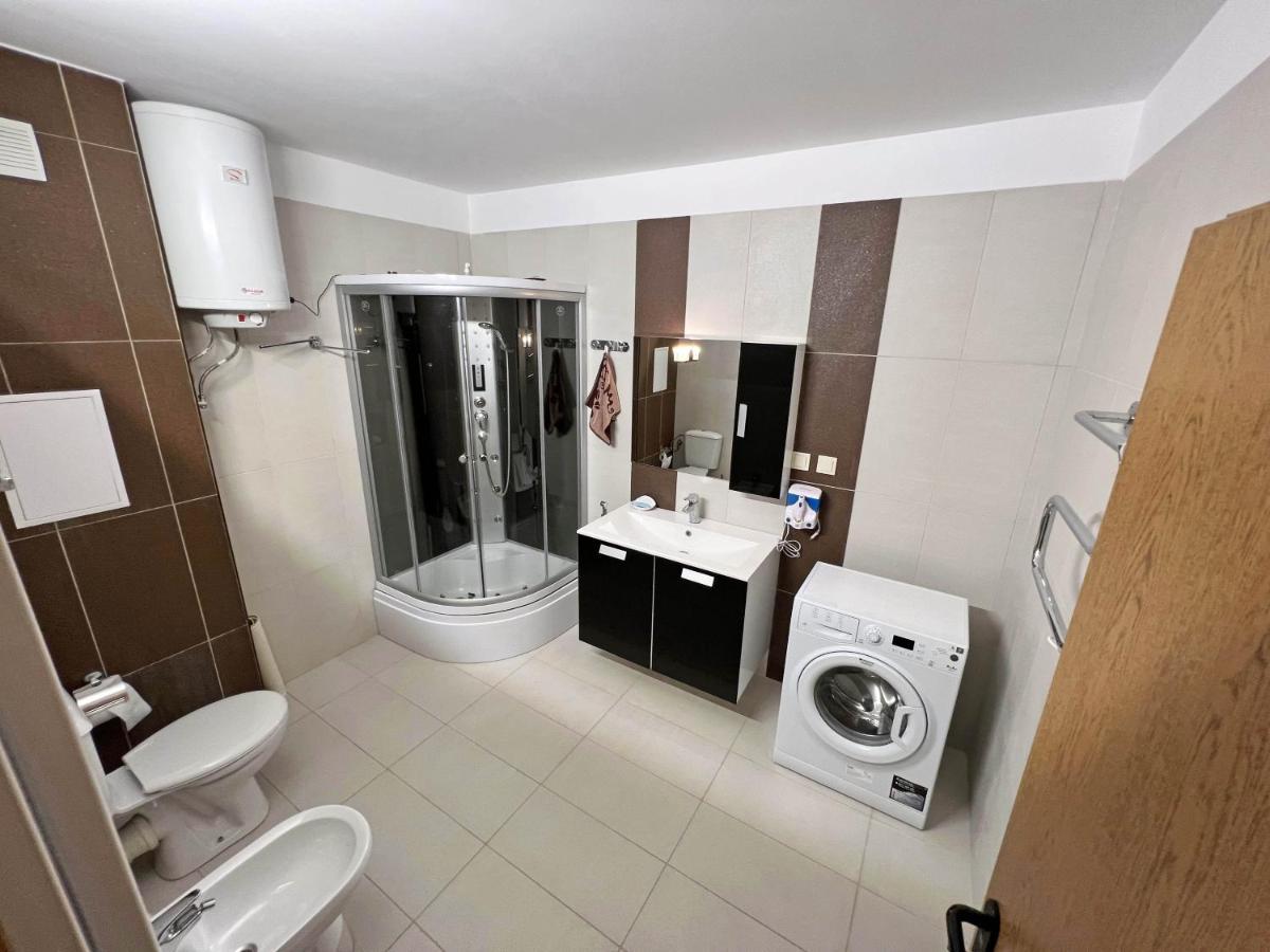 Valemar Apartments Поморие Экстерьер фото