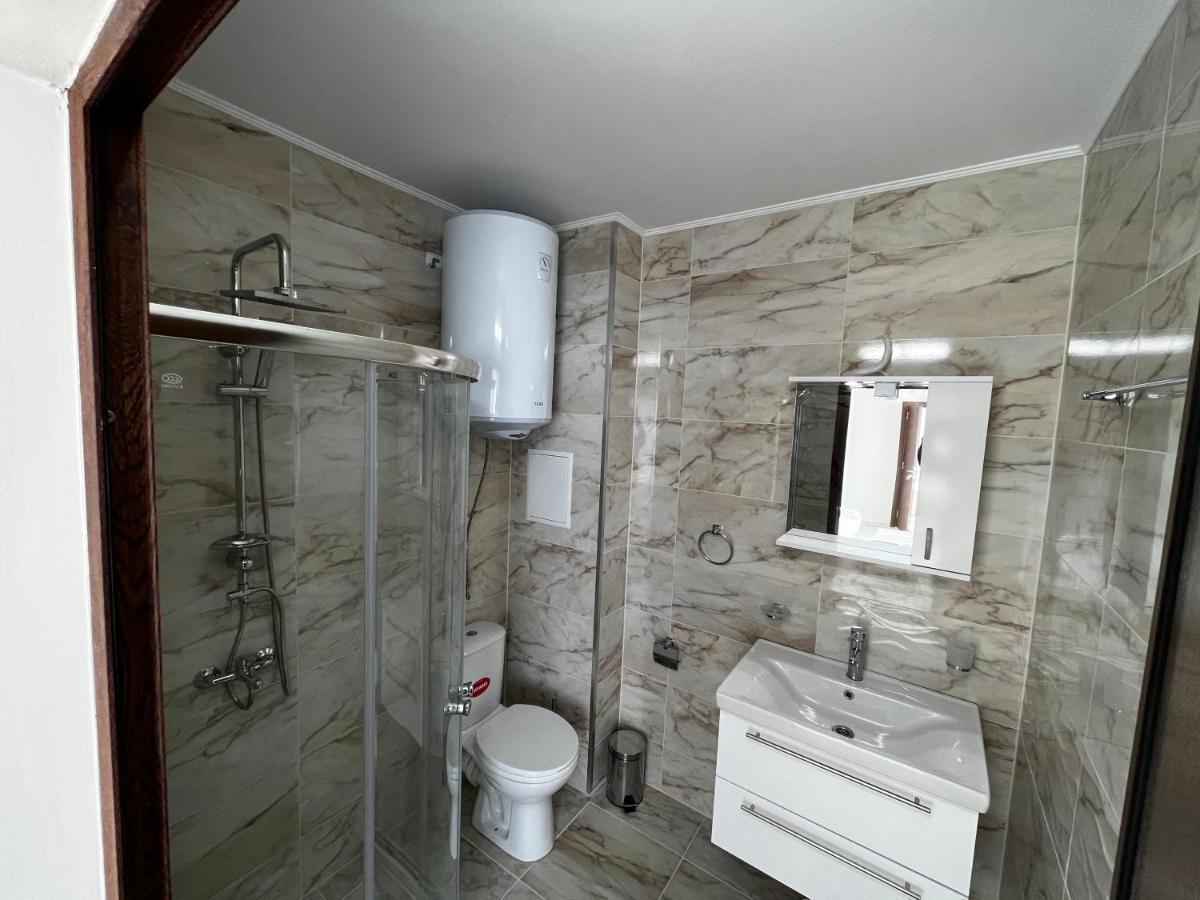 Valemar Apartments Поморие Экстерьер фото